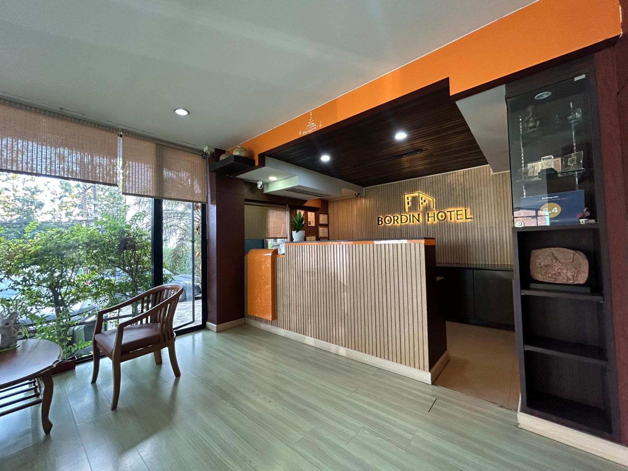 Bordin Hotel Ubon Ratchathani Exterior photo