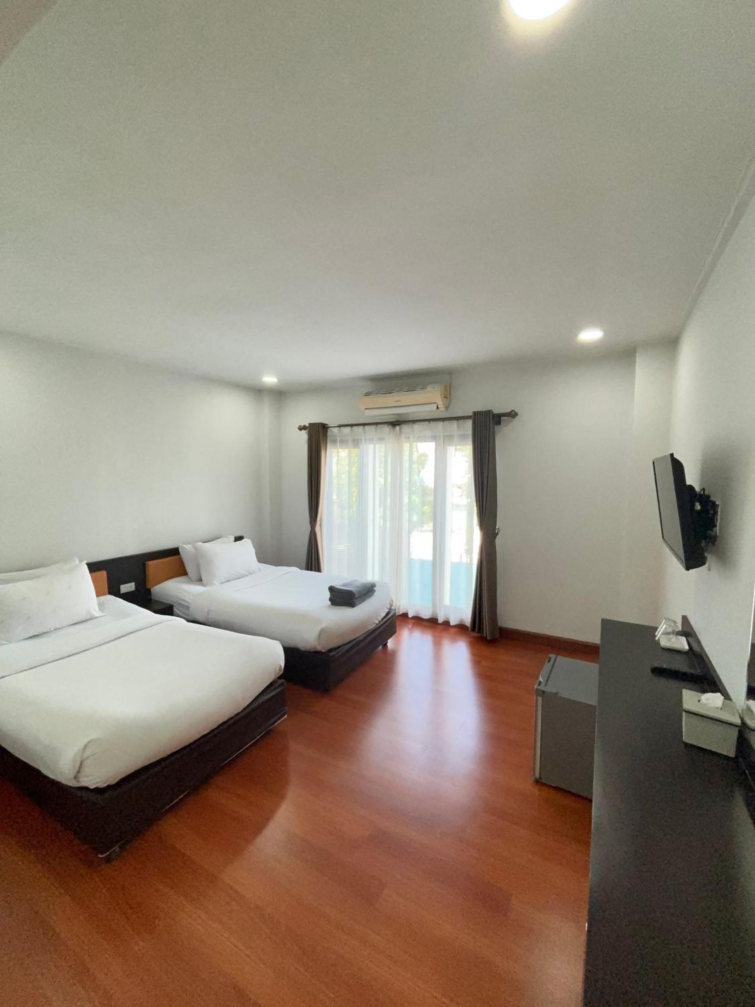 Bordin Hotel Ubon Ratchathani Exterior photo